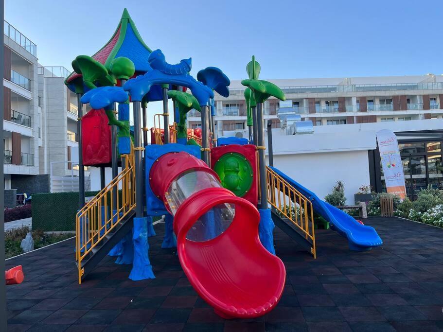 Авгору: Long Beach Resort studio apartment