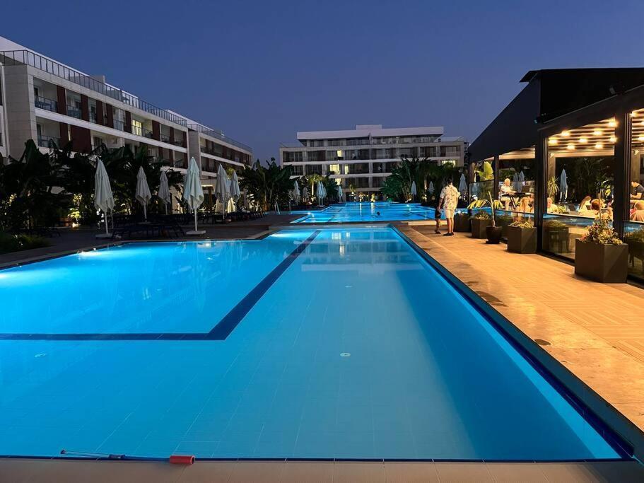 Авгору: Long Beach Resort studio apartment