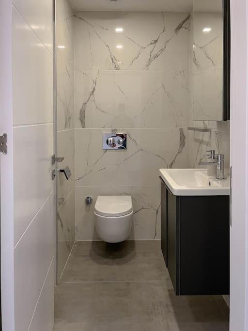 Авгору: Long Beach Holiday Resort studio apartment A5