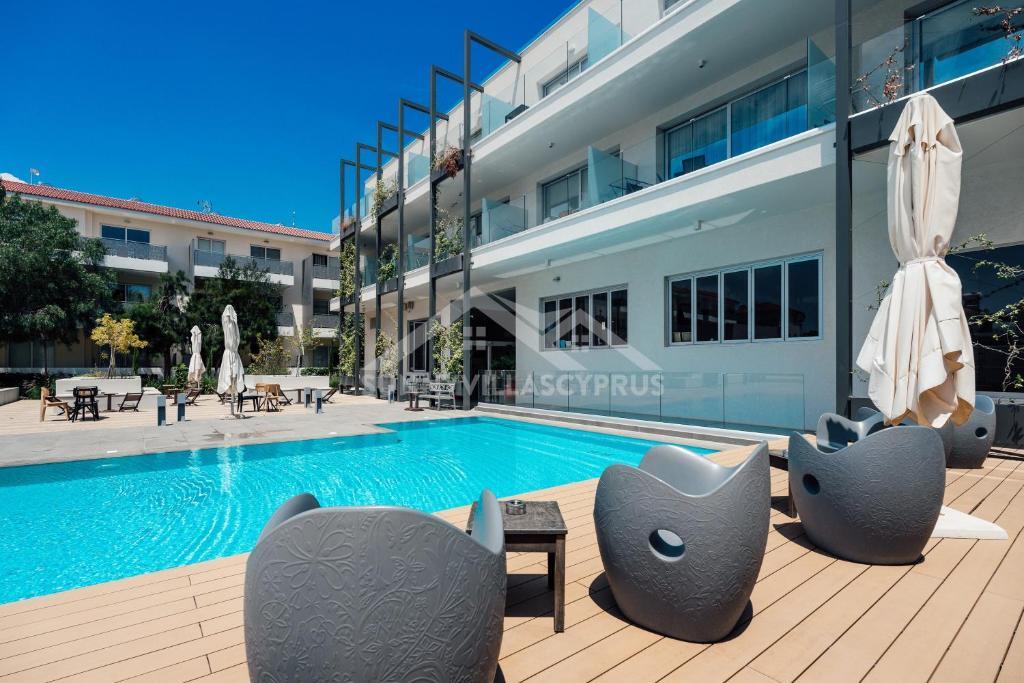 Паралимни: SunnyVillas: 2BR Mythical Apt*Swimming Pool*AK04