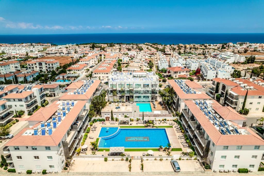 Паралимни: SunnyVillas: 2BR Mythical Apt*Swimming Pool*AK04
