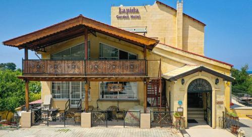 Алсанджак: Bed And Breakfast 3 Stars Lapta