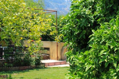 Алсанджак: Bed And Breakfast 3 Stars Lapta