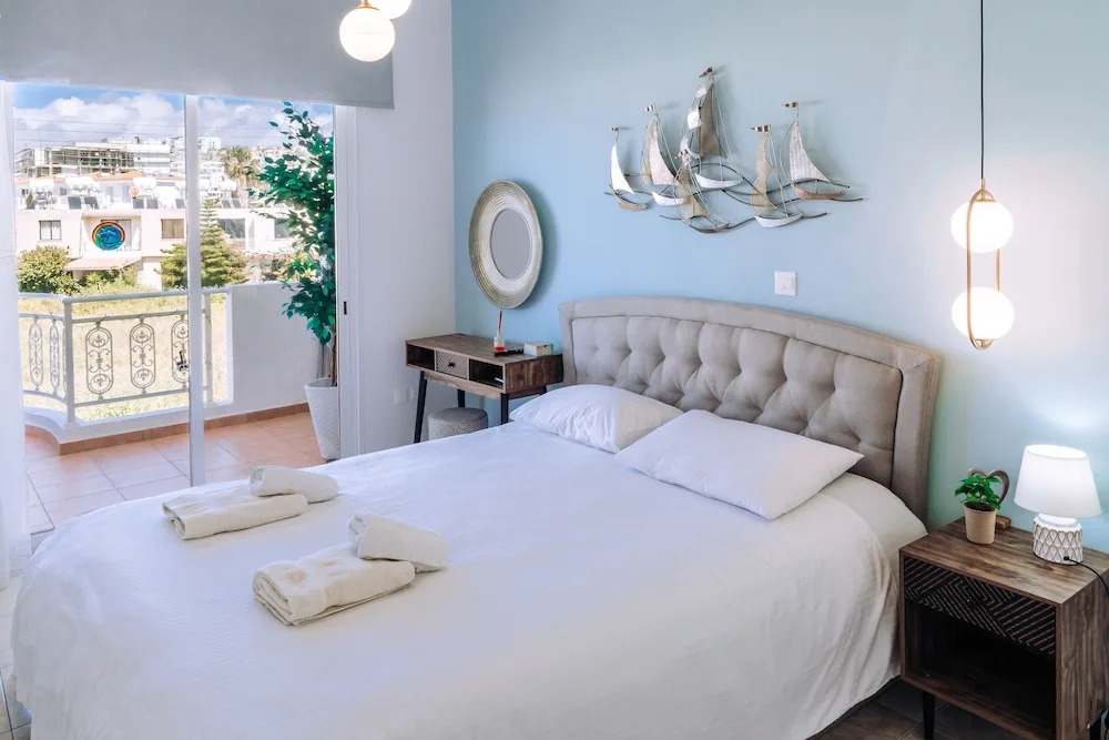 Пафос: Procy 104 Apartment Venus Beach Ideal for Long or Short Stays
