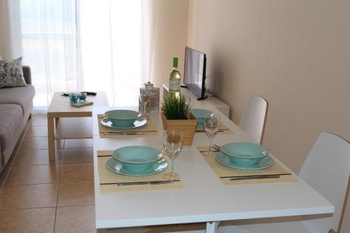 Пафос: Procy 104 Apartment Venus Beach Ideal for Long or Short Stays