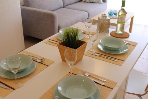 Пафос: Procy 104 Apartment Venus Beach Ideal for Long or Short Stays