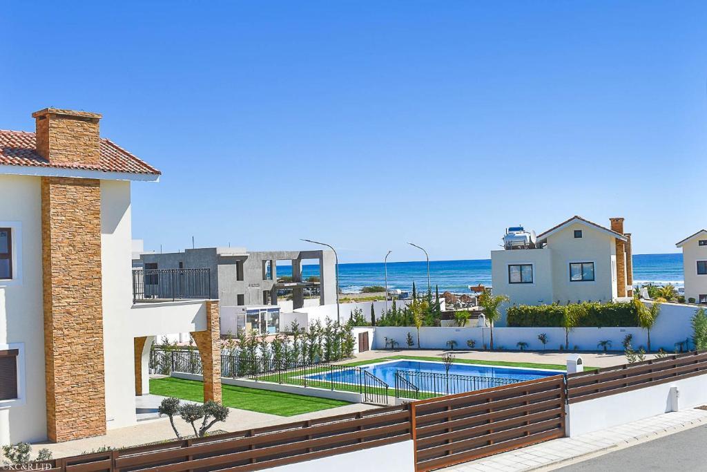 Айя-Напа: Sea Breeze Villa
