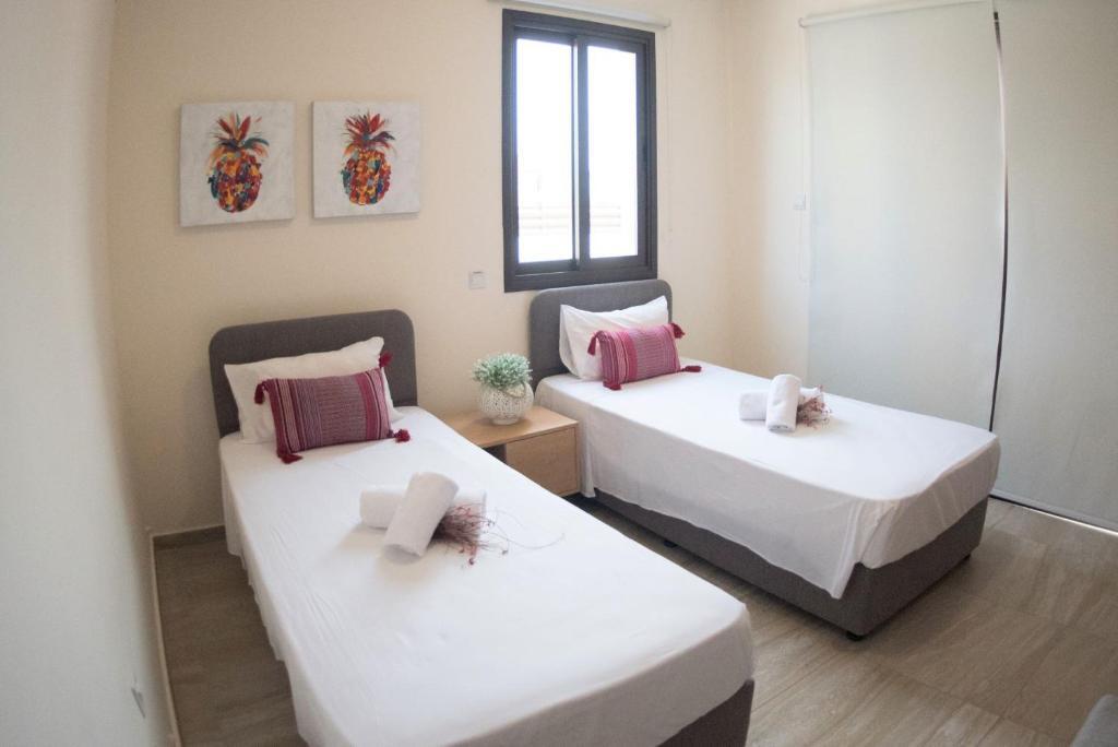 Айя-Напа: Sea Breeze Villa