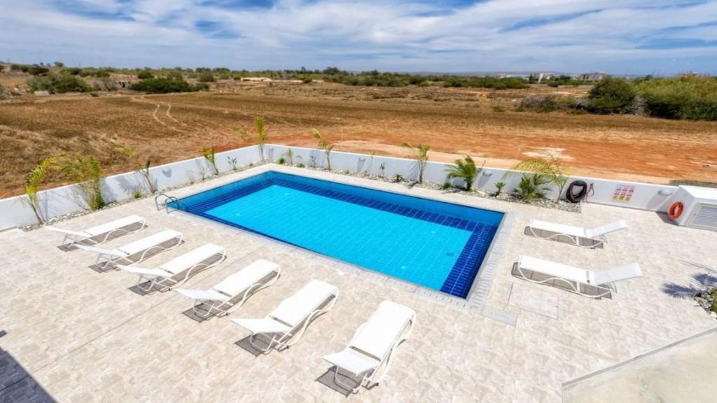 Айя-Напа: Villa Tzialli