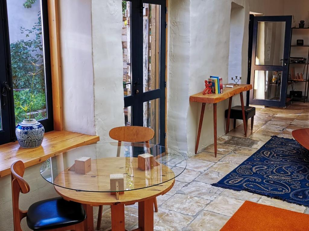 The Cabrio House- Unique CITY CENTER loft with Garden — фото 4