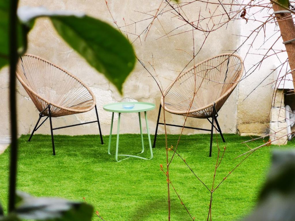 Лимассол: The Cabrio House- Unique CITY CENTER loft with Garden