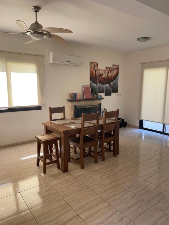 Куклия: Luxurious 3 Bedroom Villa with Pool