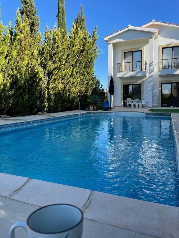 Куклия: Luxurious 3 Bedroom Villa with Pool