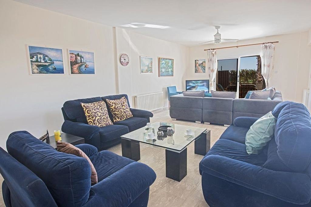 Айя-Напа: Villa Magusta - Modern 4 Bedroom Ayia Thekla Villa with Pool - Close to the Beach