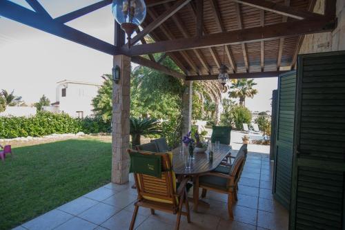 Айя-Напа: Villa Joy