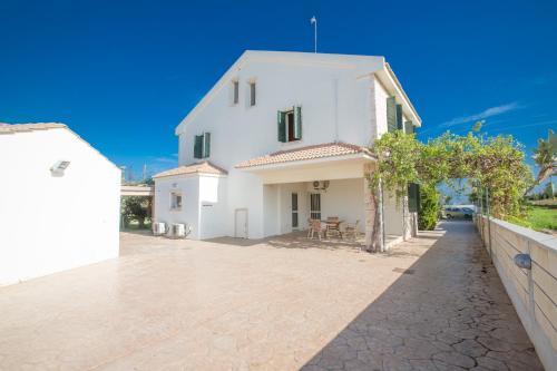 Айя-Напа: Villa Joy