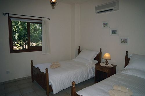 Пейя: Lithos Holiday Villas