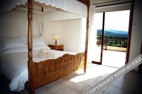 Пейя: Lithos Holiday Villas