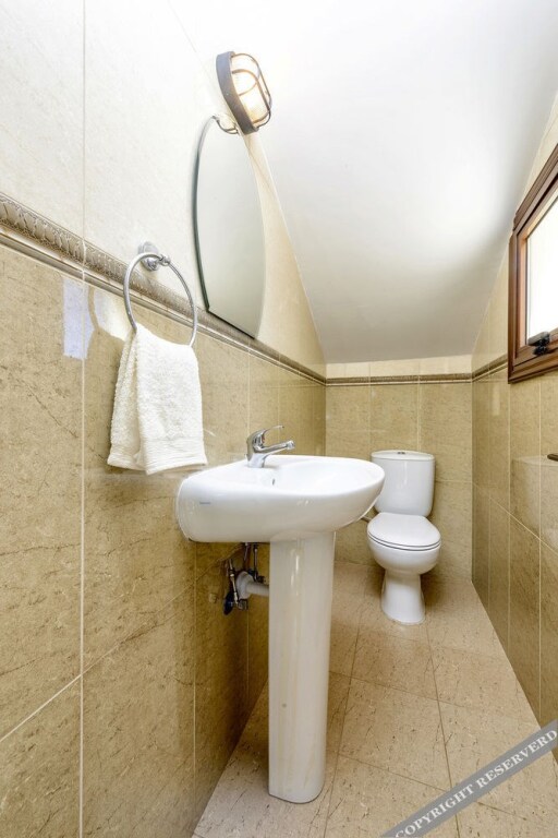 Паралимни: Malama Seaview Villa 1