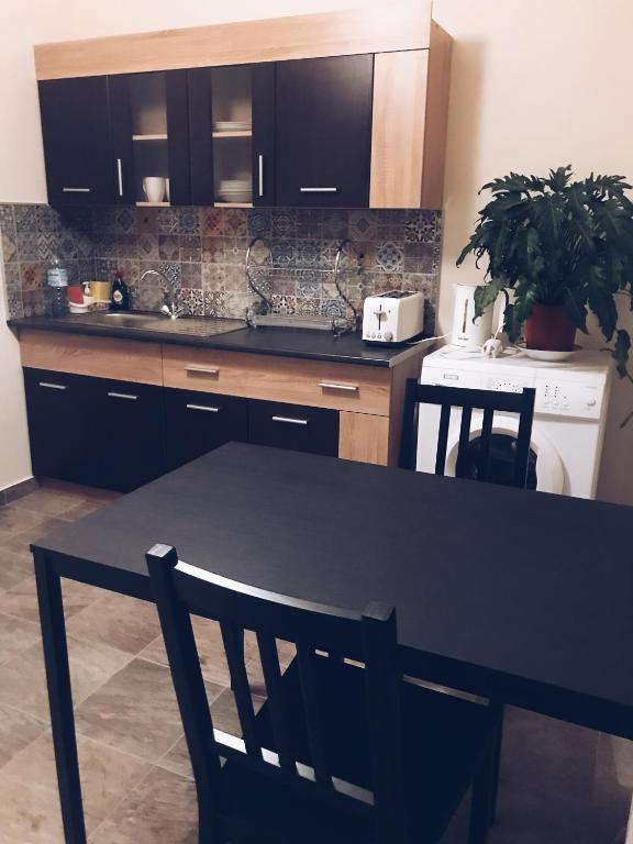 Studio in Heart of Limassol (Adults Only) — фото 5