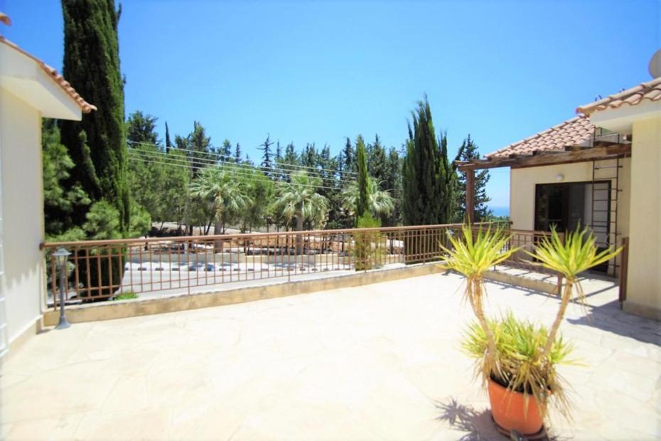 Куклия: 2 Palaepaphos Gardens