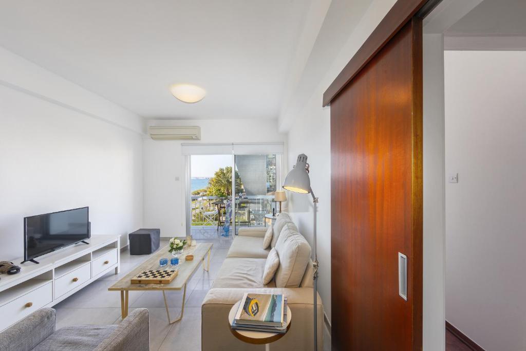 Лимассол: Limassol Olimpia Beach Suite