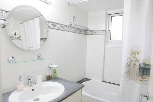 Агиа-Варвара: European Uni Apartment