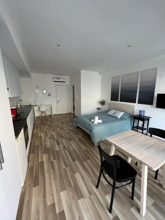 Лимассол: Town Hall Studio City Centre