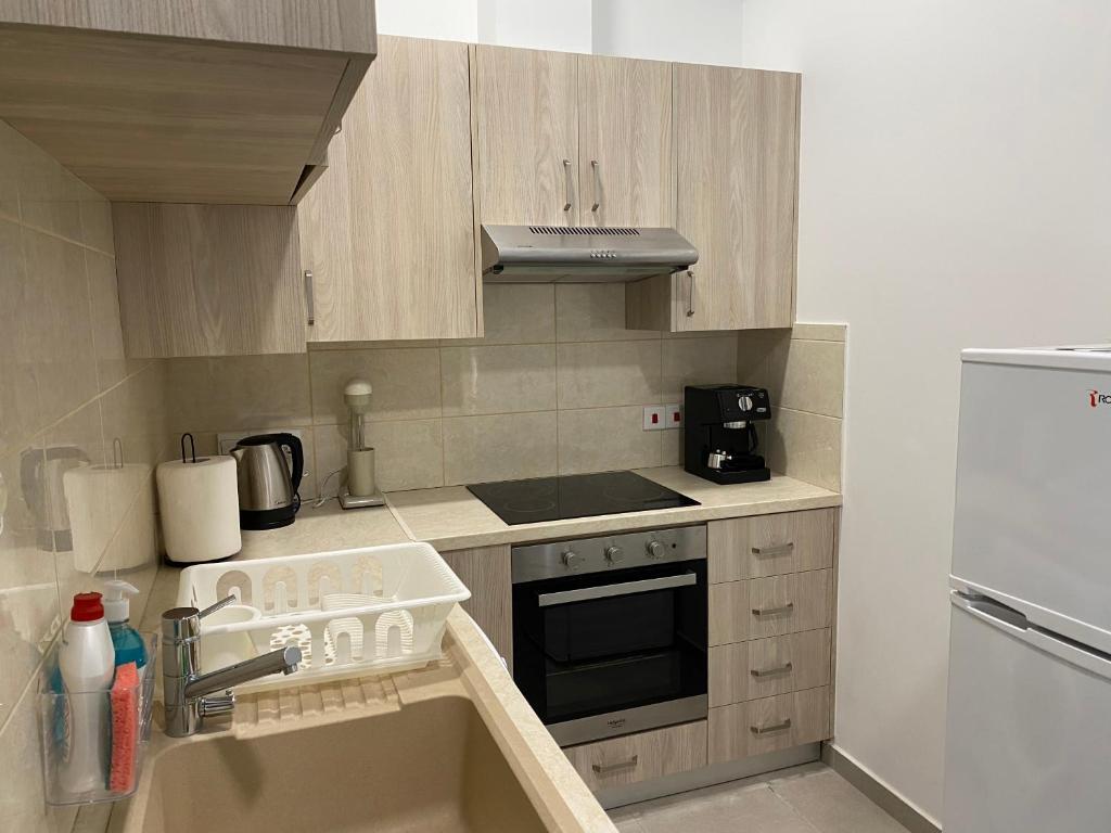 Лимассол: Modern City Center Apartment Saripolou 2