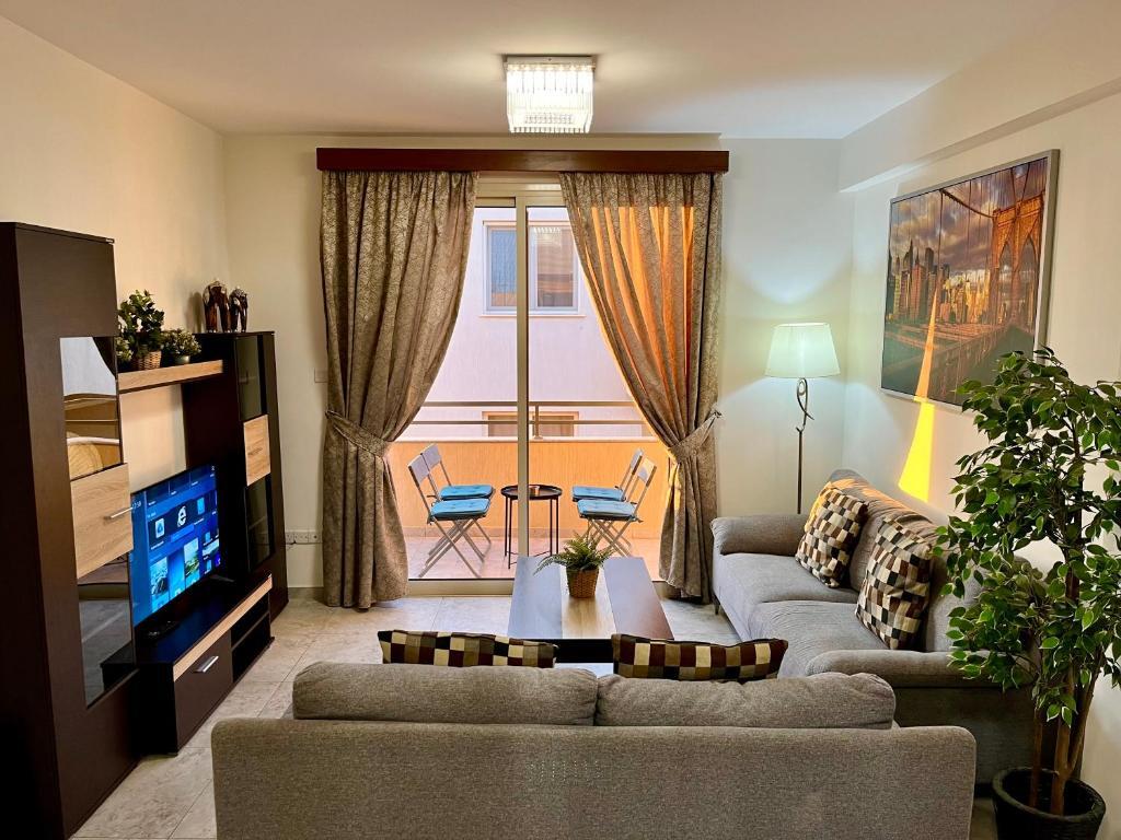 Лимассол: Palmyra-Comfortable Cozy/City Apartment.
