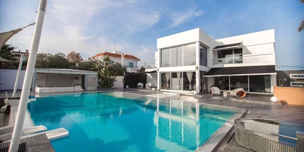 Айя-Напа: Oceanview Luxury Villa 011
