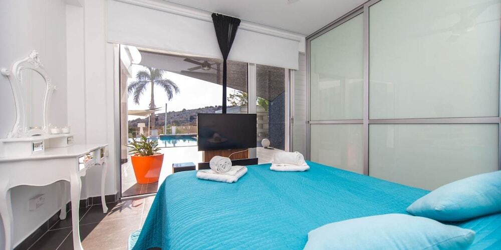 Айя-Напа: Oceanview Luxury Villa 011