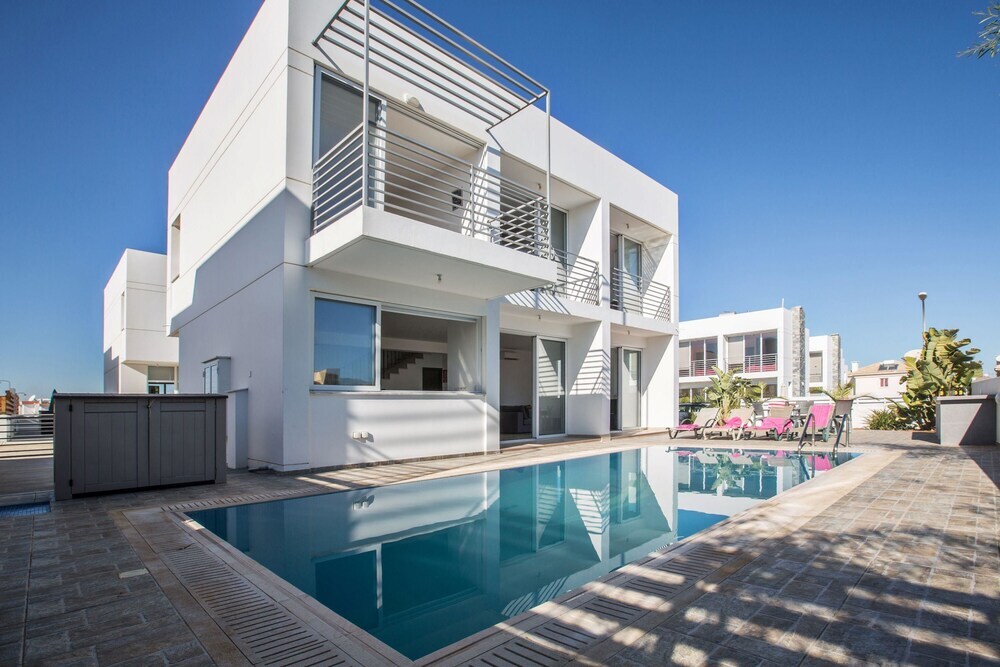 Паралимни: Cyprus Villa Pearl 15 Gold
