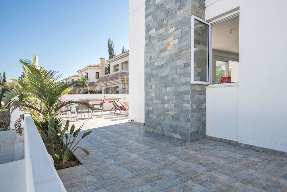 Паралимни: Cyprus Villa Pearl 15 Gold