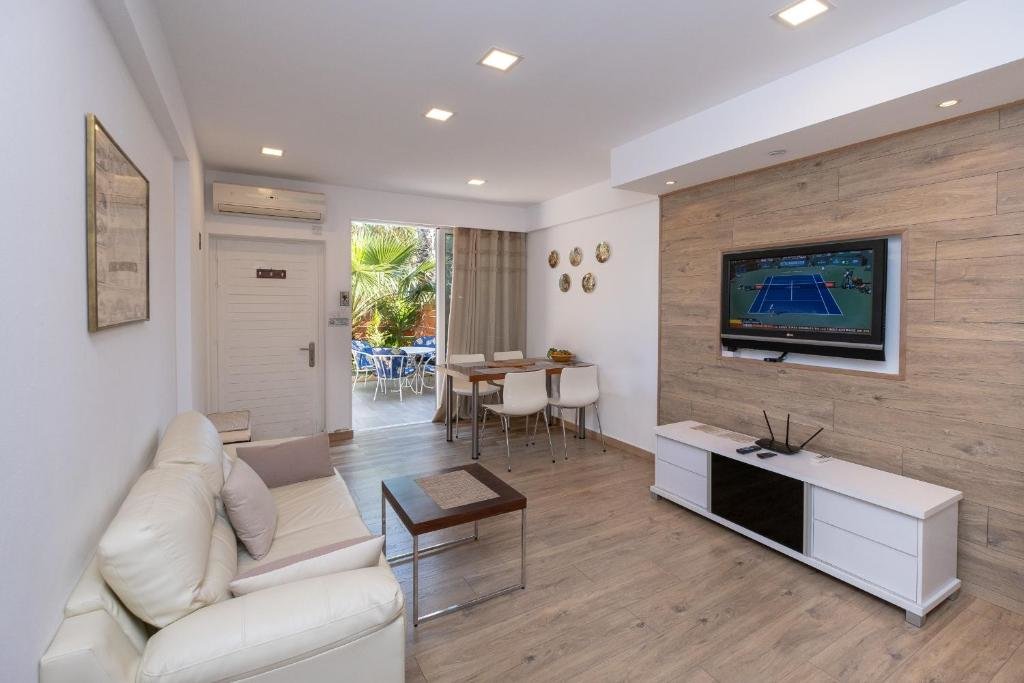 Пафос: Townhouse by the sea Pirate Harbor