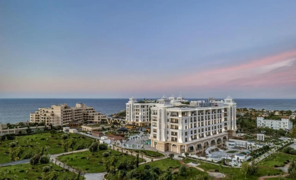 Алсанджак: Merit Royal Diamond Hotel & SPA