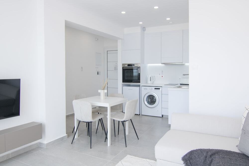 Phaedrus Living Seaside Modern Flat Limnaria 134 — фото 3