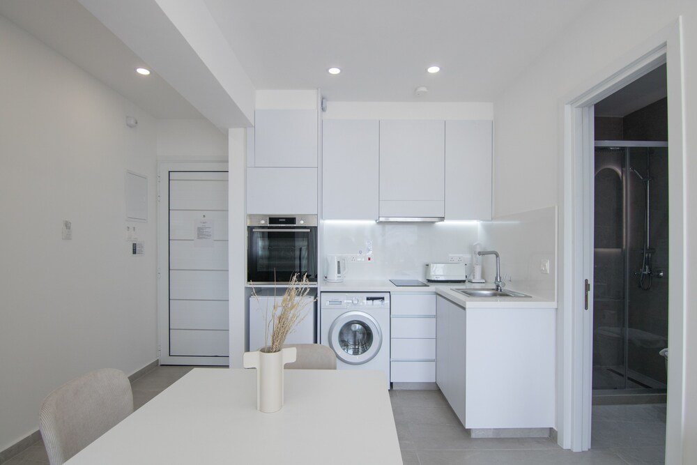 Phaedrus Living Seaside Modern Flat Limnaria 134 — фото 4