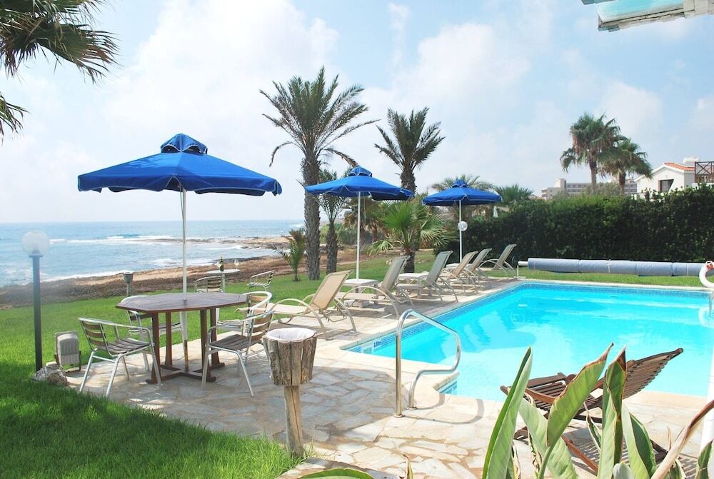 Киссонерга: Sea Front Villa, Heated Private Pool, Amazing Location Paphos 323