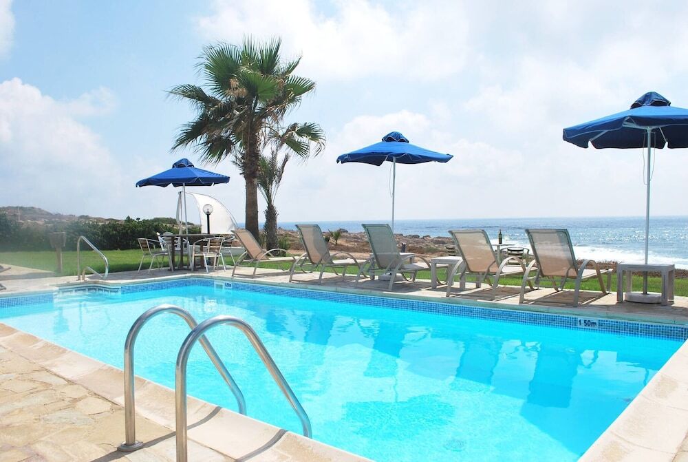 Киссонерга: Sea Front Villa, Heated Private Pool, Amazing Location Paphos 323