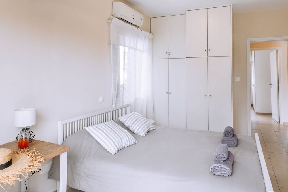 Пафос: Procy-105 Apartment in Center Ideal for Short and Long Rent