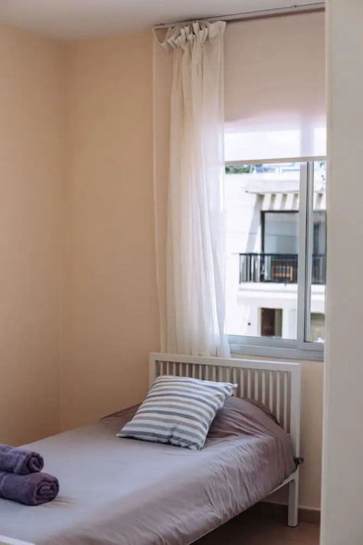 Пафос: Procy-105 Apartment in Center Ideal for Short and Long Rent