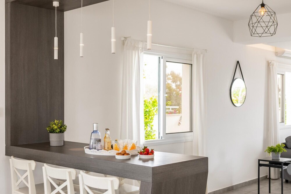 Сотира: Napa Bay View Villa 4