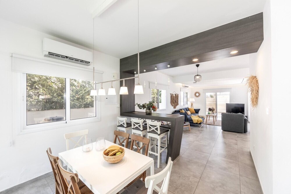 Сотира: Napa Bay View Villa 7