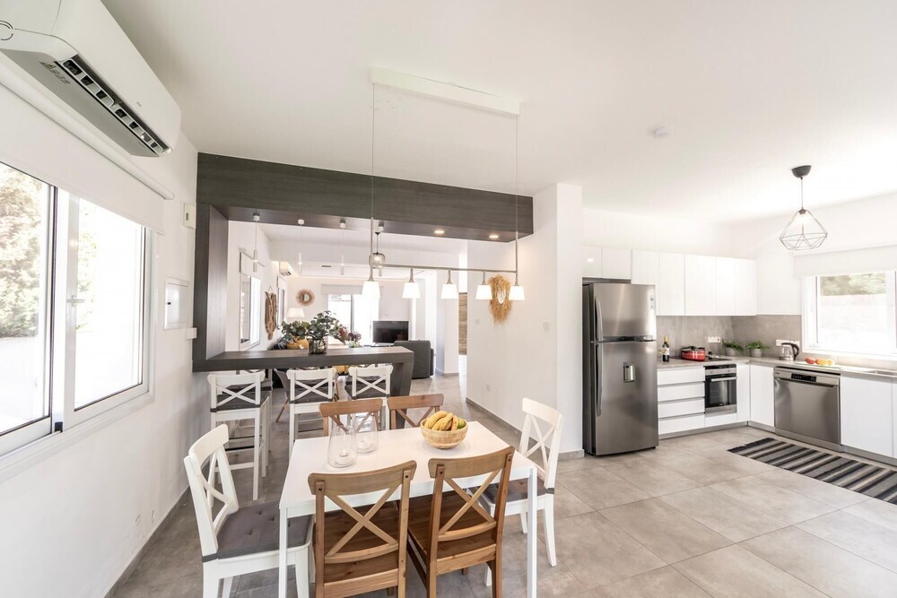 Сотира: Napa Bay View Villa 7