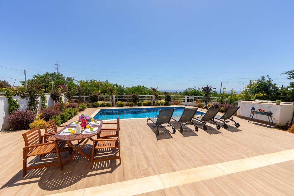 Сотира: Napa Bay View Villa 3