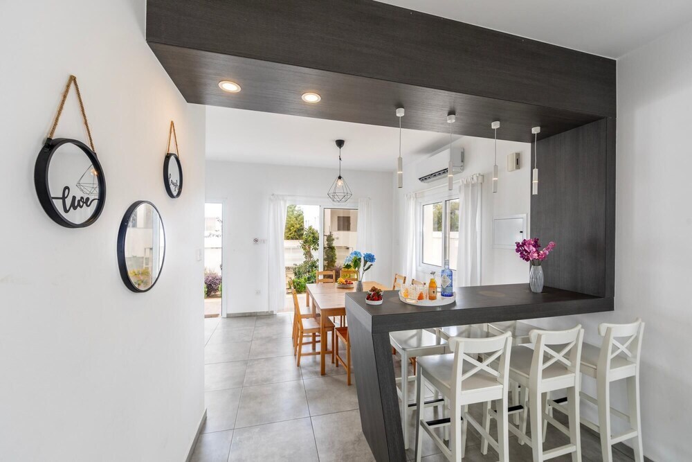 Сотира: Napa Bay View Villa 3