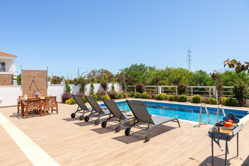 Сотира: Napa Bay View Villa 3