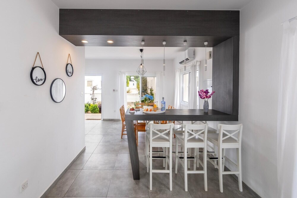 Сотира: Napa Bay View Villa 3