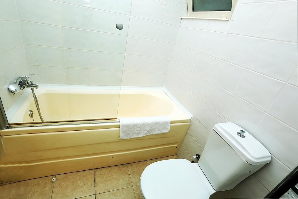 Озанкей: Cozy Home w Fireplace 10 min to Sea in Kyrenia